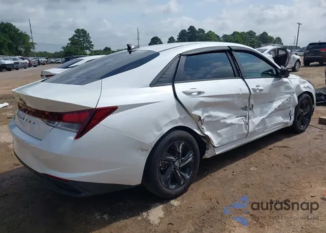2021 Hyundai Elantra Sel from USA, damaged, VIN 5NPLM4AG1MH003700
